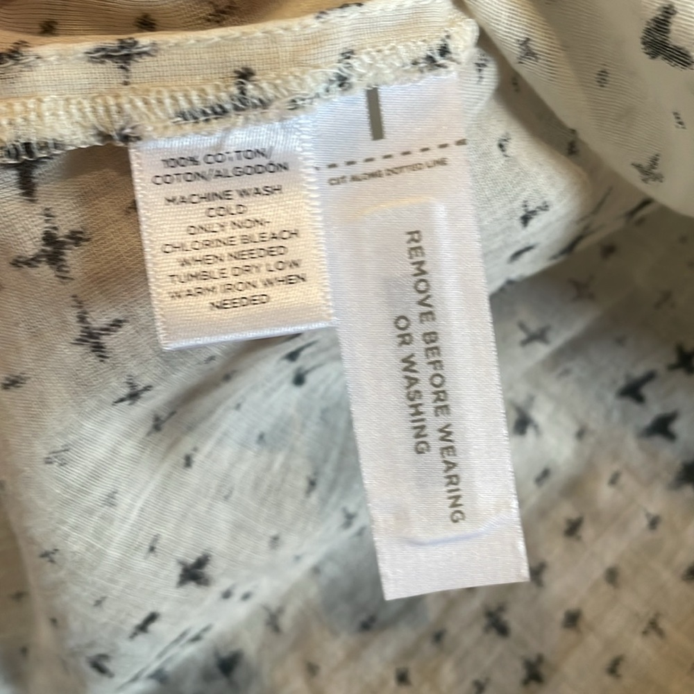LOFT Off White and Black Patterned Shell - Size XS - Picture 5 of 5